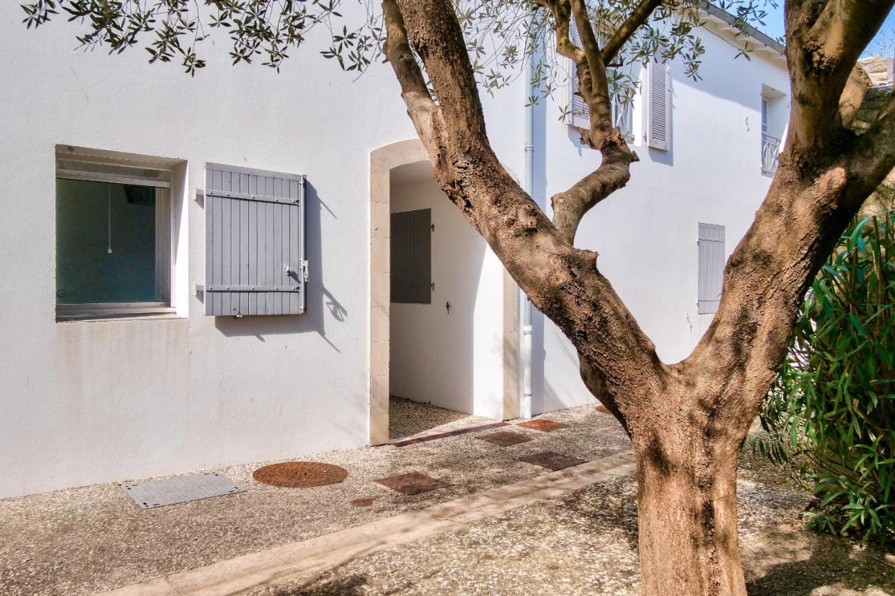 A 150M Du Port De St-Martin-De-Re, Studio Pour 2 سان مارتن دو ر المظهر الخارجي الصورة